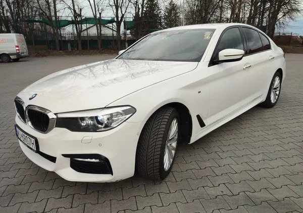 samochody osobowe BMW Seria 5 cena 118700 przebieg: 156000, rok produkcji 2017 z Kutno